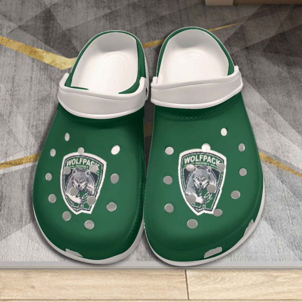 Wolfpack 1-1 Classic Clogs
